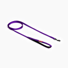 Load image into Gallery viewer, EZYDOG LEASH ESSENTIAL 72 LITE PURPLE