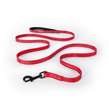 Load image into Gallery viewer, EZYDOG LEASH ESSENTIAL 72 LITE RED