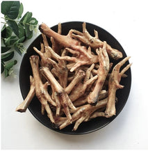 Load image into Gallery viewer, BIGGIES RAW PANTRY CHICKEN FEET 8PK